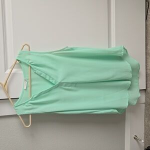 Lush mint green tank / Size Medium